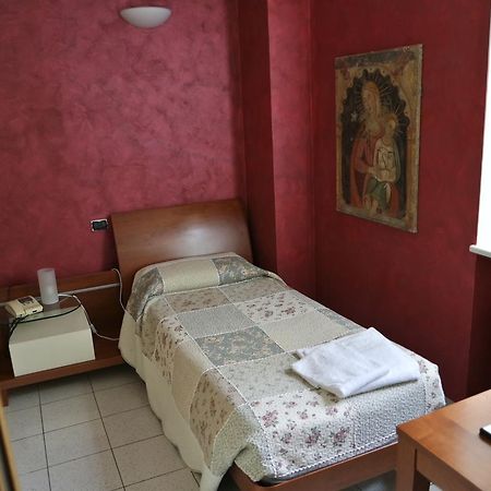 Scanzorosciate Albergo Giardinetto מראה חיצוני תמונה