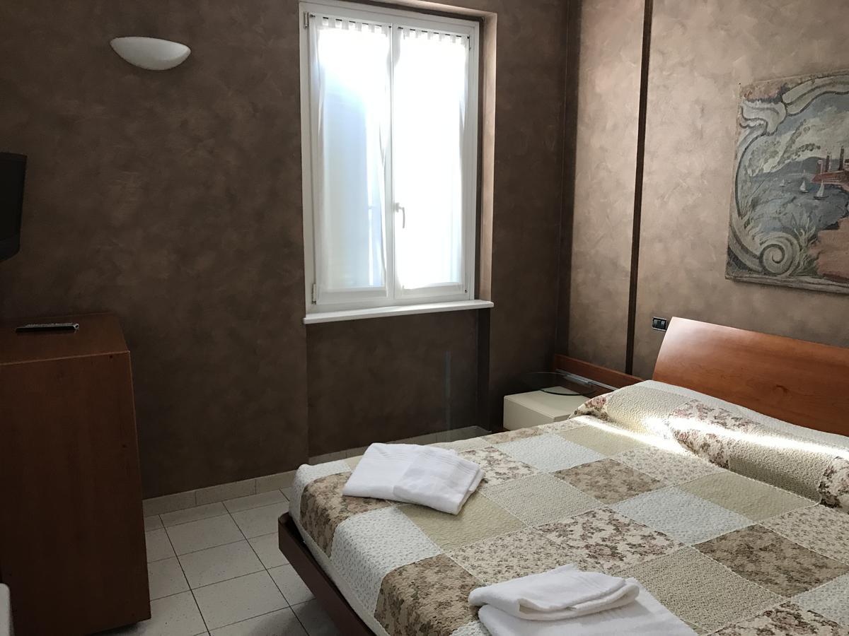 Scanzorosciate Albergo Giardinetto מראה חיצוני תמונה