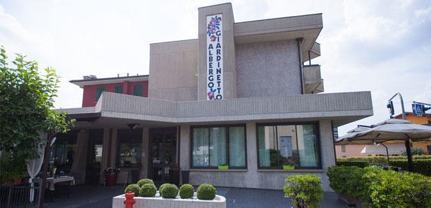 Scanzorosciate Albergo Giardinetto מראה חיצוני תמונה